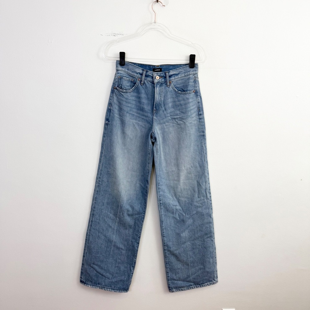 Express High Rise Wide Leg Relaxed Jeans Light Wash 100% Cotton Women's Size 2R - Picture 3 of 9